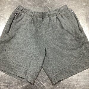 PUMA Men’s Gray Athletic Shorts – Size M